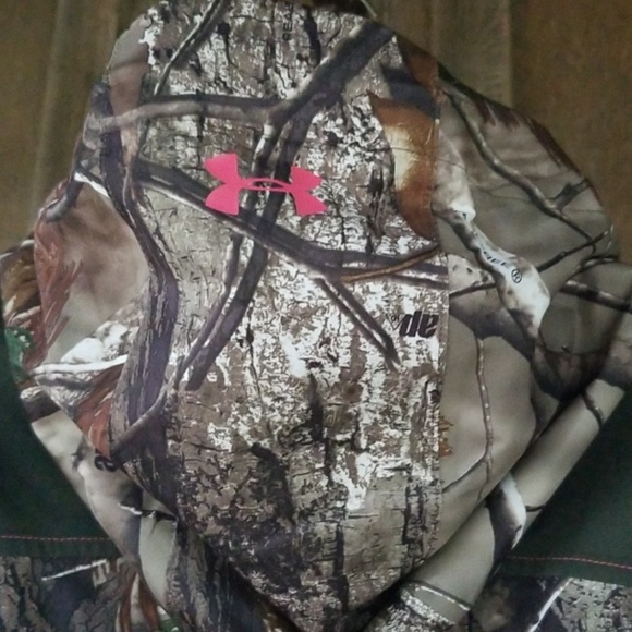 Under armour  real tree stealth jacket size medium - Picture 5 of 7